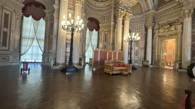 Dolmabahçe Sarayı’nın içinden bir görüntü